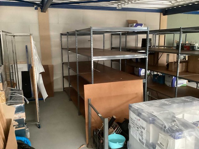 Magazijnstelling / legbordstelling - afbeelding 2 van  2