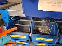 Magazijnstelling met bevestigingsmateriaal - afbeelding 23 van  36