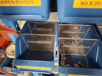 Magazijnstelling met bevestigingsmateriaal - afbeelding 34 van  36