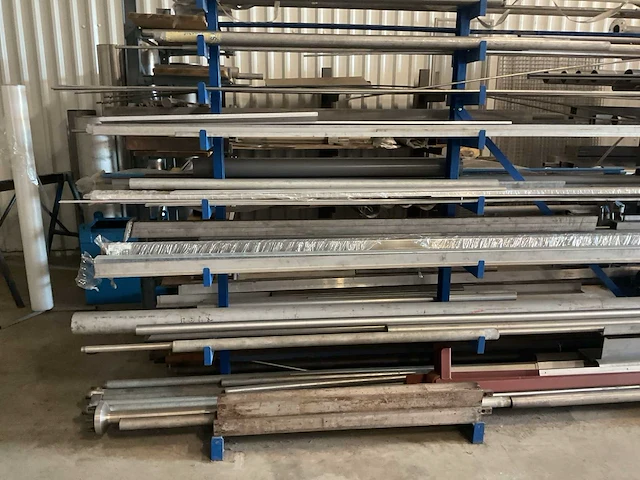 Magazijnstelling met diverse metalen - afbeelding 2 van  8