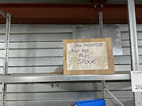 Magazijnstelling met inhoud (4x) - afbeelding 10 van  17