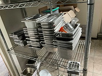 Magazijnstelling met inhoud (4x) - afbeelding 1 van  12