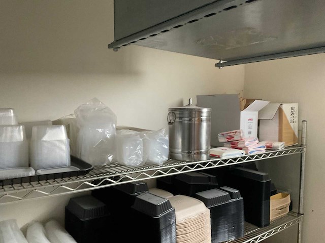 Magazijnstelling met inhoud (4x) - afbeelding 3 van  12