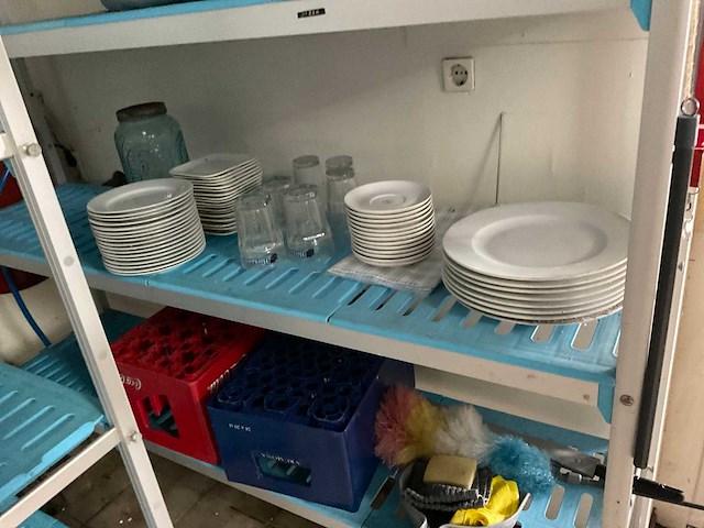 Magazijnstelling met inhoud (4x) - afbeelding 10 van  12