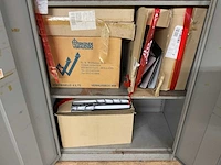 Magazijnstelling met inhoud (4x) - afbeelding 17 van  20