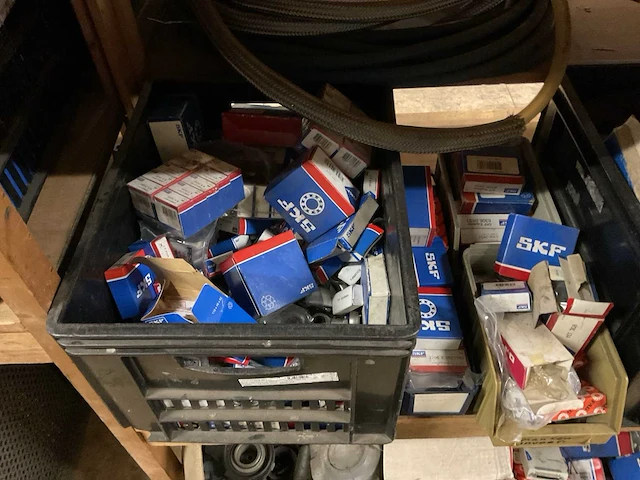 Magazijnstelling met inhoud (6x) - afbeelding 16 van  38