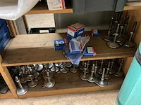 Magazijnstelling met inhoud (6x) - afbeelding 32 van  38