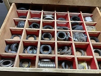 Magazijnstelling met inhoud (6x) - afbeelding 28 van  38
