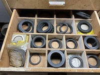 Magazijnstelling met inhoud (6x) - afbeelding 29 van  38