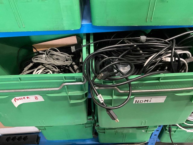 Magazijnstelling met inhoud kabels - afbeelding 9 van  32