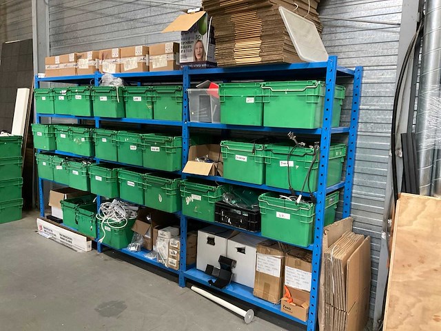 Magazijnstelling met inhoud kabels - afbeelding 12 van  32