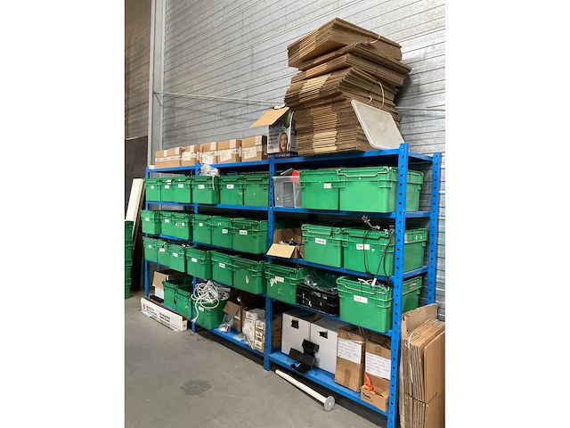 Magazijnstelling met inhoud kabels - afbeelding 23 van  32