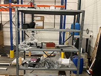 Magazijnstelling met inhoud - afbeelding 2 van  3