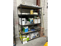 Magazijnstelling met inhoud - afbeelding 1 van  7