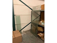 Magazijnstelling met inhoud - afbeelding 2 van  12
