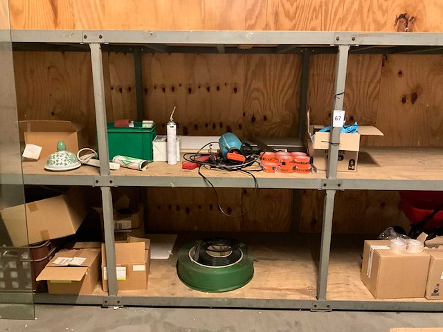 Magazijnstelling met inhoud - afbeelding 6 van  12