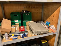 Magazijnstelling met inhoud - afbeelding 9 van  12