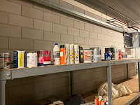 Magazijnstelling met inhoud - afbeelding 11 van  12