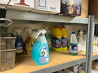 Magazijnstelling, met inhoud. - afbeelding 2 van  12