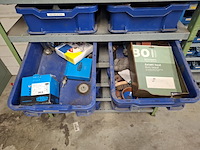 Magazijnstelling met inhoud - afbeelding 4 van  20