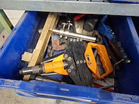 Magazijnstelling met inhoud - afbeelding 7 van  20