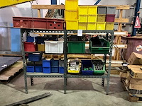 Magazijnstelling met inhoud - afbeelding 2 van  8