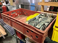 Magazijnstelling met inhoud - afbeelding 3 van  8