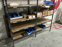 Magazijnstelling met inhoud - afbeelding 7 van  11