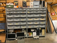 Magazijnstelling met kabels - afbeelding 1 van  24