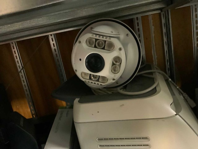 Magazijnstelling met kabels - afbeelding 17 van  24