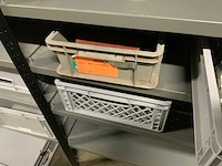 Magazijnstelling met metaalwaren - afbeelding 10 van  24