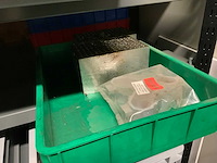 Magazijnstelling met metaalwaren - afbeelding 11 van  24