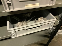 Magazijnstelling met metaalwaren - afbeelding 19 van  24