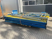 Magazijnstelling met rollenbaan
