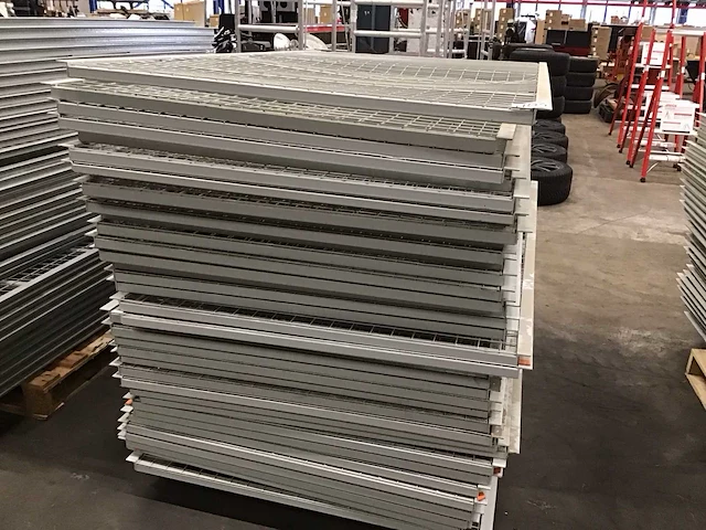 Magazijnstelling roostervloer (37x) - afbeelding 1 van  2