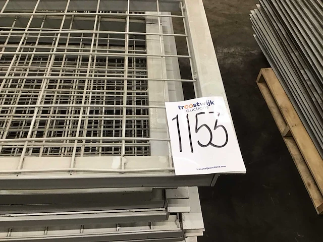 Magazijnstelling roostervloer (37x) - afbeelding 2 van  2
