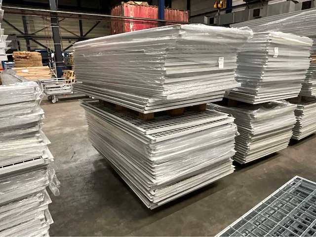 Magazijnstelling roostervloer (45x) - afbeelding 1 van  4