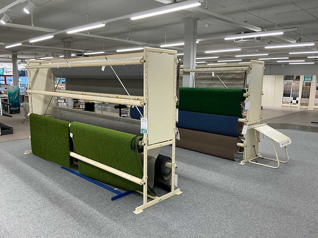 Magazijnstelling voor tapijtrollen - afbeelding 1 van  6