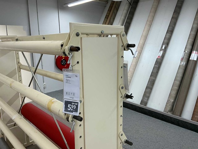 Magazijnstelling voor tapijtrollen - afbeelding 4 van  6