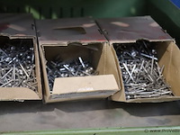 Magazijnstelling v.v. laden incl. bevestigingsmateriaal o.a. ringen, bouten & moeren - afbeelding 15 van  18