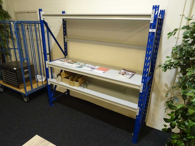 Magazijnstelling - afbeelding 1 van  1