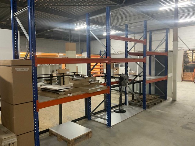 Magazijnstelling - afbeelding 1 van  4