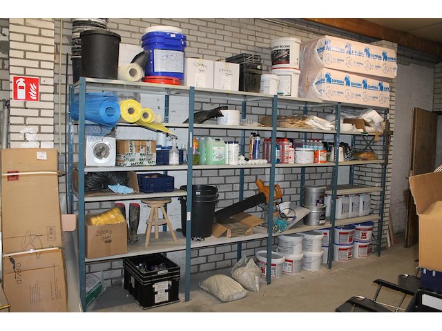 Magazijnstellingen bestaande uit 22 staanders 62 x 210 cm en ruim 80 legbladen 60 x 100 cm. let op! afhalen... - afbeelding 3 van  4