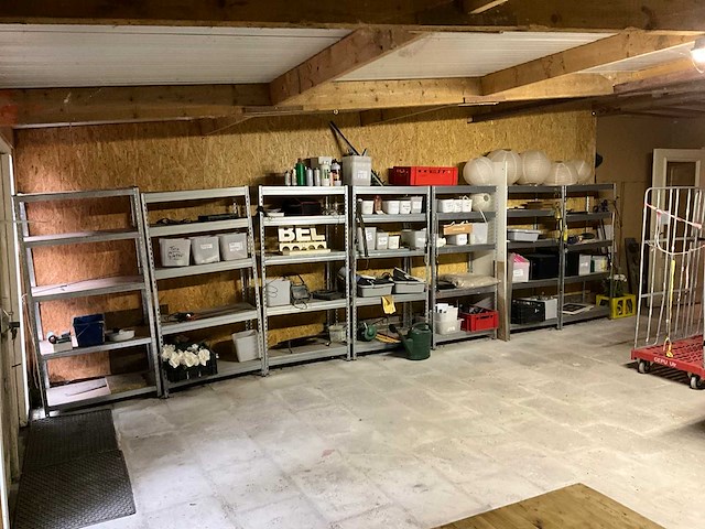 Magazijnstellingen met inhoud (7x) - afbeelding 1 van  10