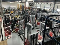 Magazijnverkoop interne transportmachines, quads, gereedschappen en diversen