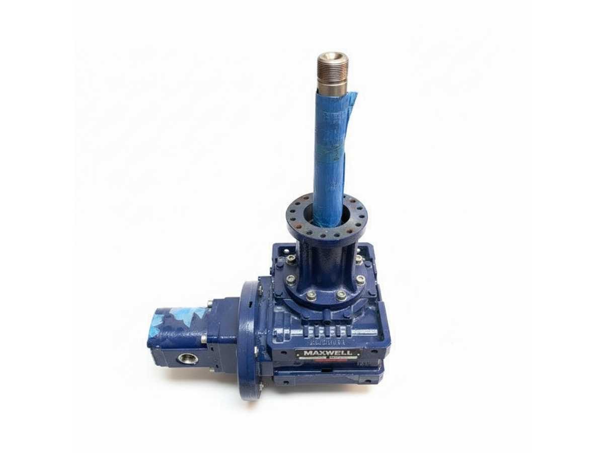 Magazijnverkoop marine equipment