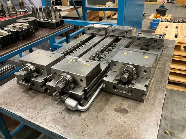 Magazijnwagen en machineklem - afbeelding 4 van  8