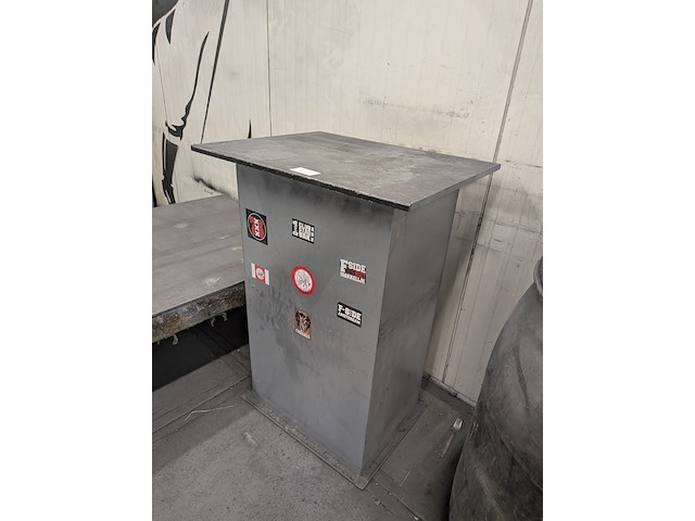 Magazijnwagen en werktafel - afbeelding 8 van  8