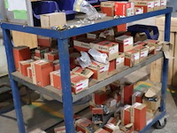 Magazijnwagen incl. bouten & moeren