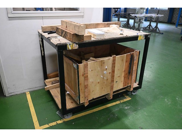 Magazijnwagen inclusief inhoud machine opvulhout - afbeelding 2 van  4